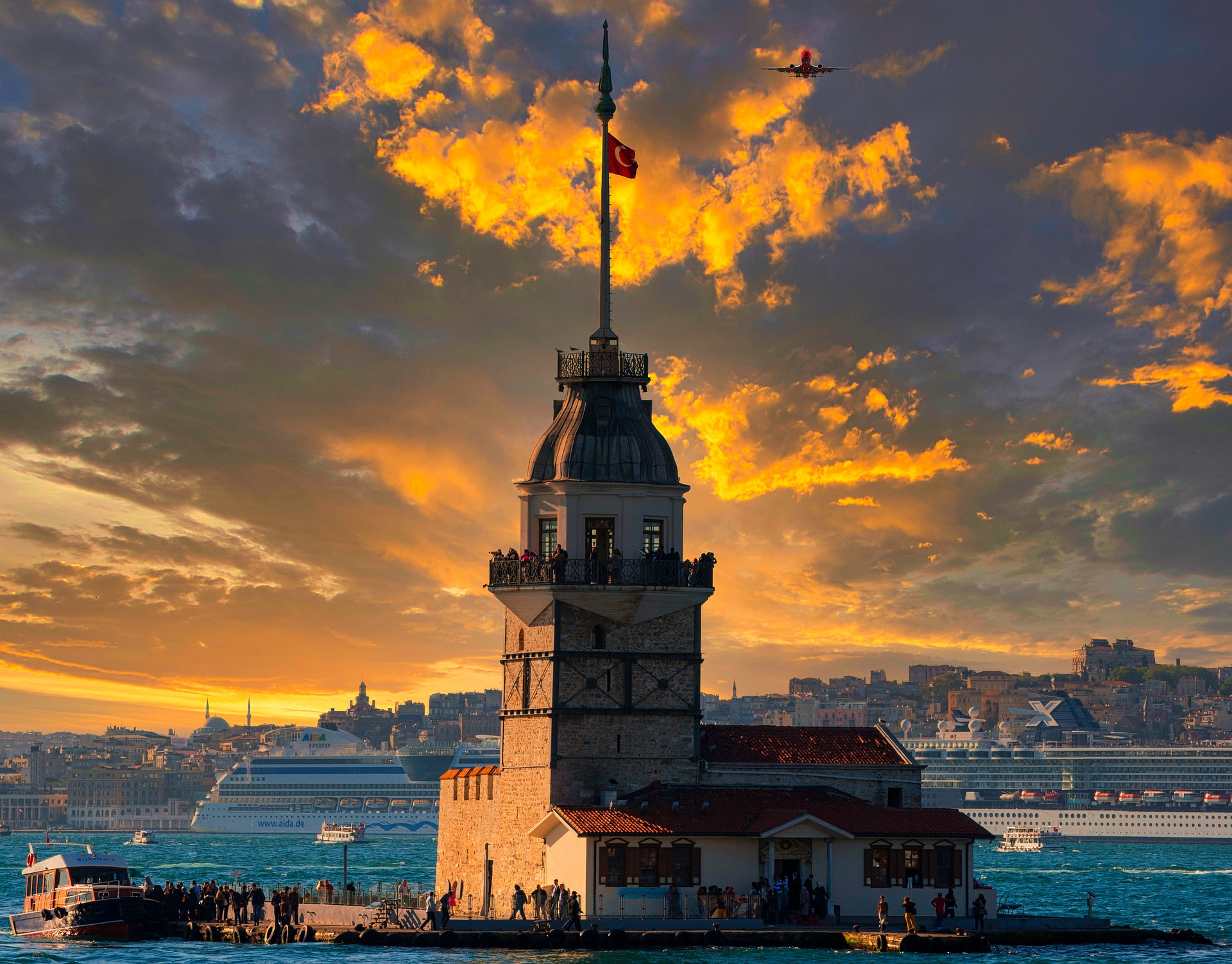 İstanbul’un Simgelerini Tanıyalım: Kız Kulesi