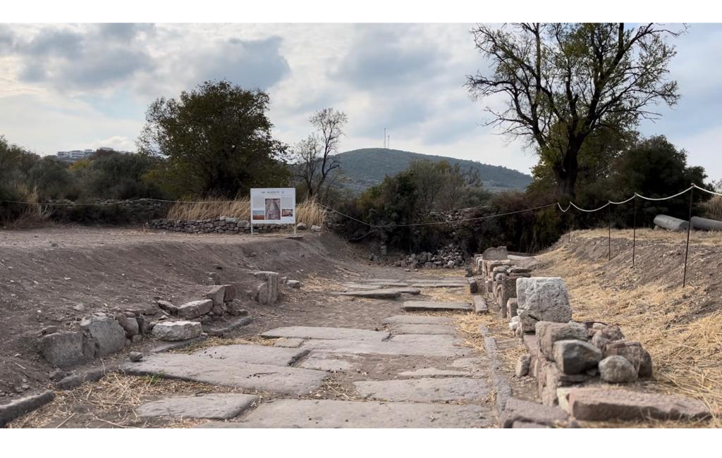 Fareli Tapınağın Öyküsü: Apollon Smintheus Kutsal Alanı